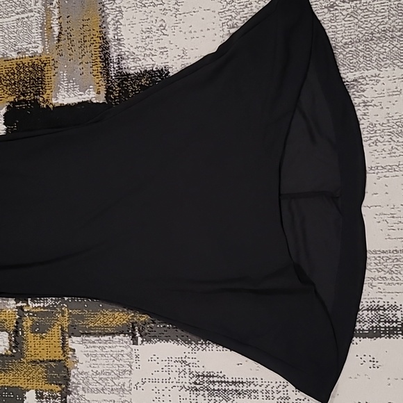 Gorgeous Evening Dress - Picture 3 of 4